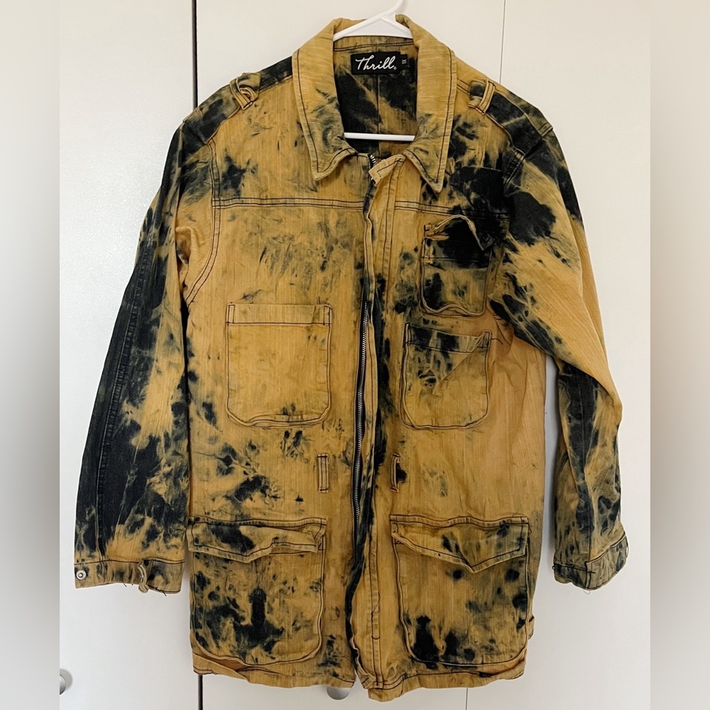 Thrill yellow and black tie dye oversized jacket. Denim like material. Size 1x